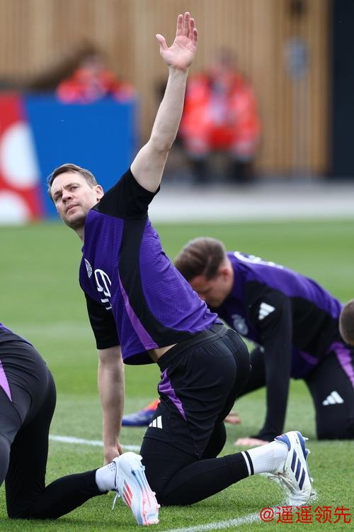 德甲部分球队恢复“分小组训练”