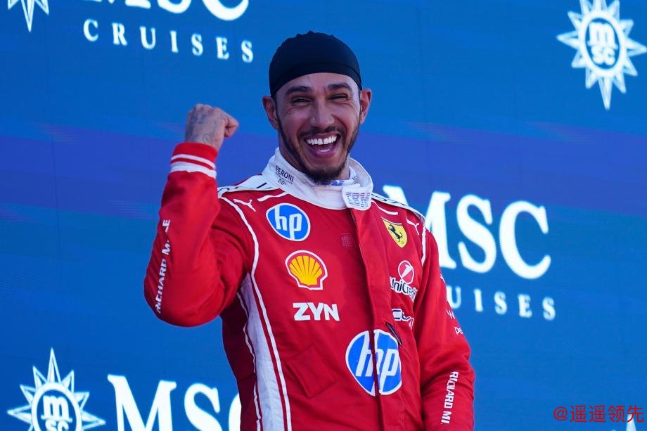 [图]F1西班牙大奖赛：汉密尔顿夺赛季首冠 拉塞尔第二星空体育